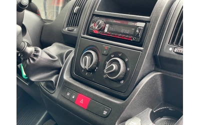 Peugeot Boxer Върнат от  лизинг - автомобили, коли, обяви за нови и употребявани 12