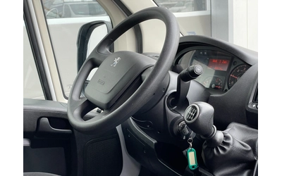 Peugeot Boxer Върнат от  лизинг - автомобили, коли, обяви за нови и употребявани 13