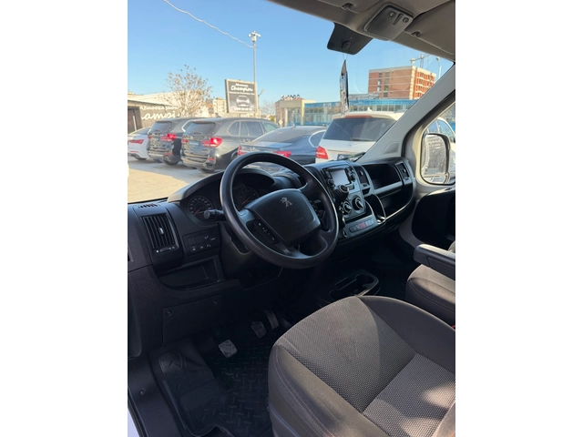 Peugeot Boxer Мах база - автомобили, коли, обяви за нови и употребявани 15