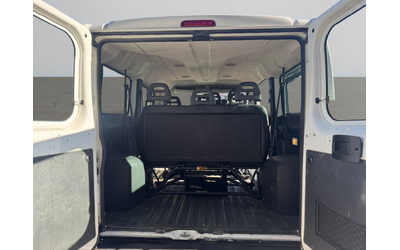 Peugeot Boxer пътнически NEW COMBI 330L1H1 2.0 BlueHDI 130 E6 - автомобили, коли, обяви за нови и употребявани 10