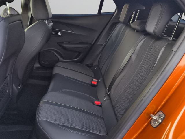 Peugeot e-2008 New Line Up GT Electric 100 кВ 136 к.с. - автомобили, коли, обяви за нови и употребявани 3