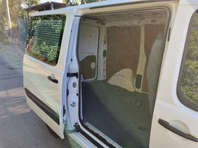 Peugeot Expert 1, 600HDI EURO5 - автомобили, коли, обяви за нови и употребявани 8