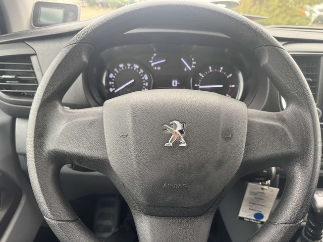 Peugeot Expert, 2022 г., 161500 км, 100 к.с. - автомобили, коли, обяви за нови и употребявани 9