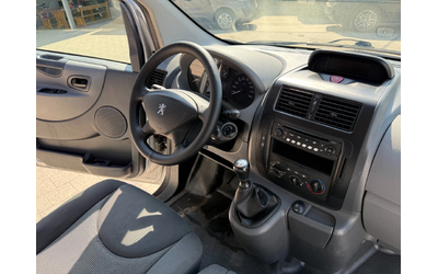 Peugeot Expert 1.6HDI Товаропътнически 6-местен Климатик - автомобили, коли, обяви за нови и употребявани 10