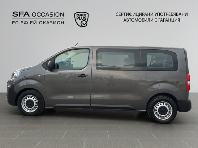 Peugeot Expert пътнически COMBI Standard Electric 100kW/ 50kWh - автомобили, коли, обяви за нови и употребявани 7