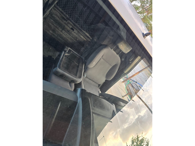 Peugeot Partner 1.6HDI - автомобили, коли, обяви за нови и употребявани 8