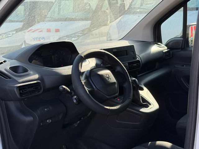 Peugeot Partner 1.5 HDi Euro 6D - автомобили, коли, обяви за нови и употребявани 8