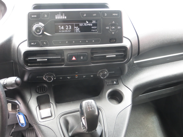 Peugeot Partner 1.5 HDI E6D - автомобили, коли, обяви за нови и употребявани 9