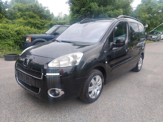 Peugeot Partner TePee 1, 6hdi 114ps 5 MECTA - автомобили, коли, обяви за нови и употребявани 1