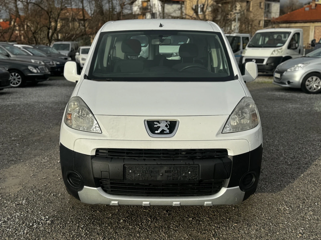 Peugeot Partner 1.6hdi 90kc - автомобили, коли, обяви за нови и употребявани 1