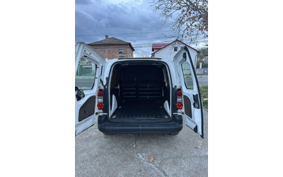 Peugeot Partner - автомобили, коли, обяви за нови и употребявани 12