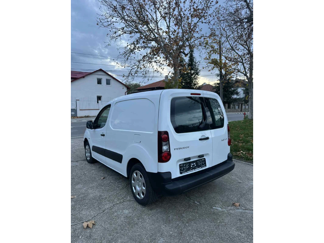 Peugeot Partner - автомобили, коли, обяви за нови и употребявани 5