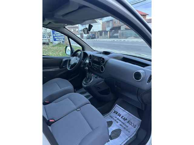 Peugeot Partner - автомобили, коли, обяви за нови и употребявани 9