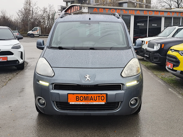 Peugeot Partner TEPEE* 1.6HDi* FACELIFT* LED* KLIMA* 5 МЕСТА - автомобили, коли, обяви за нови и употребявани 1