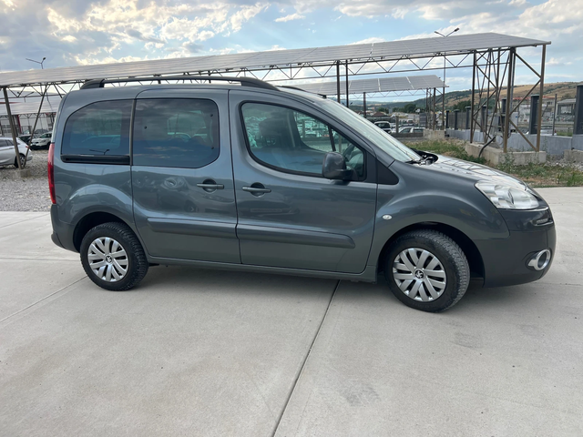 Peugeot Partner 1.6HDI - автомобили, коли, обяви за нови и употребявани 7