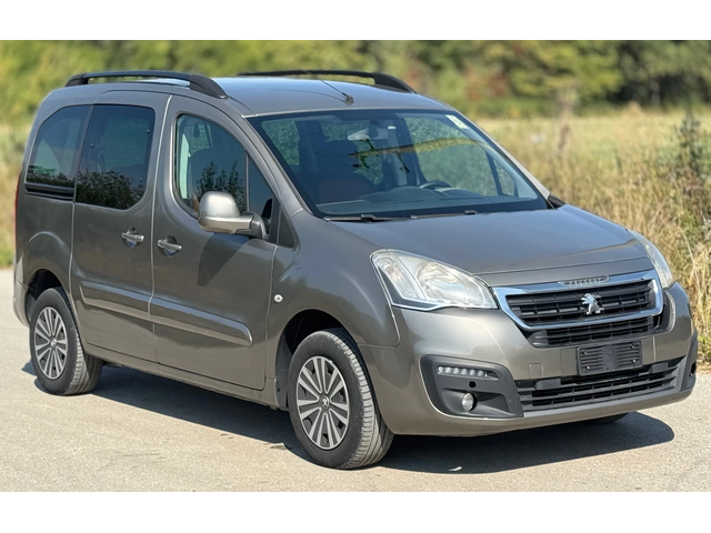 Peugeot Partner 1.6HDI / 120кс - автомобили, коли, обяви за нови и употребявани 0
