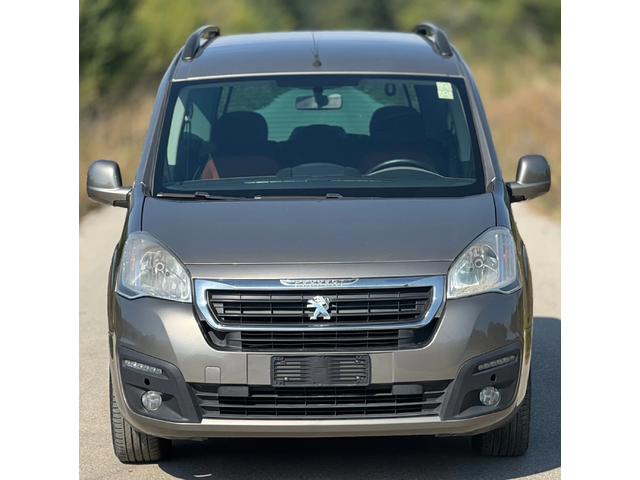 Peugeot Partner 1.6HDI / 120кс - автомобили, коли, обяви за нови и употребявани 1