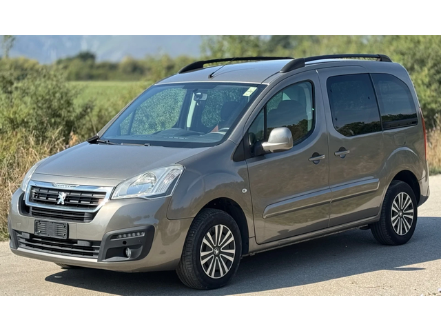 Peugeot Partner 1.6HDI / 120кс - автомобили, коли, обяви за нови и употребявани 2