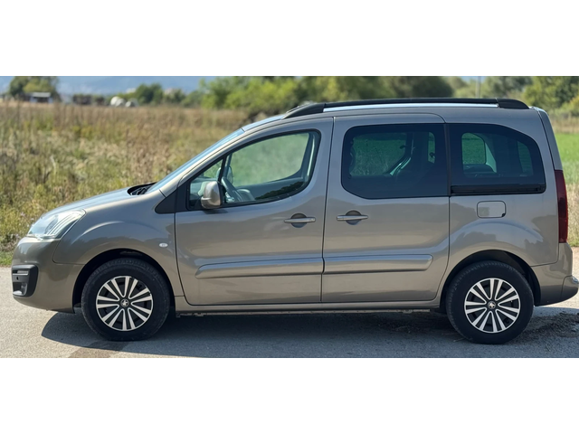 Peugeot Partner 1.6HDI / 120кс - автомобили, коли, обяви за нови и употребявани 6