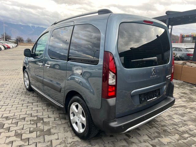 Peugeot Partner TEPEE* 1.6HDI* LED* TOP* - автомобили, коли, обяви за нови и употребявани 3