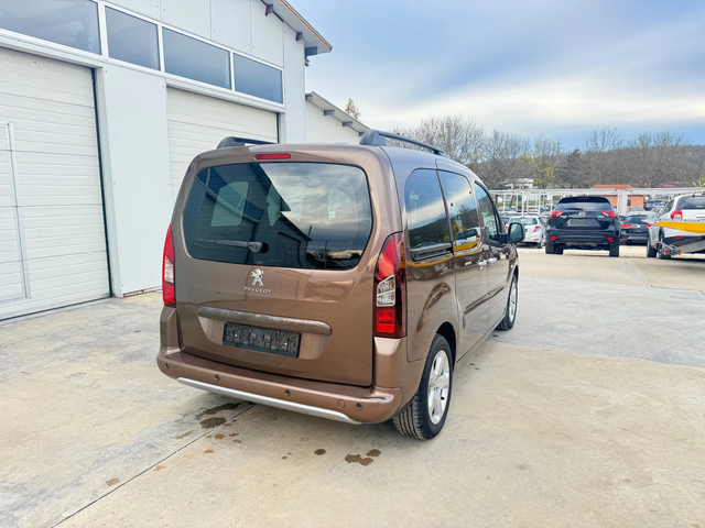 Peugeot Partner 1.6hdi 92k.c* Outdoor* Panorama* Tepee* - автомобили, коли, обяви за нови и употребявани 13