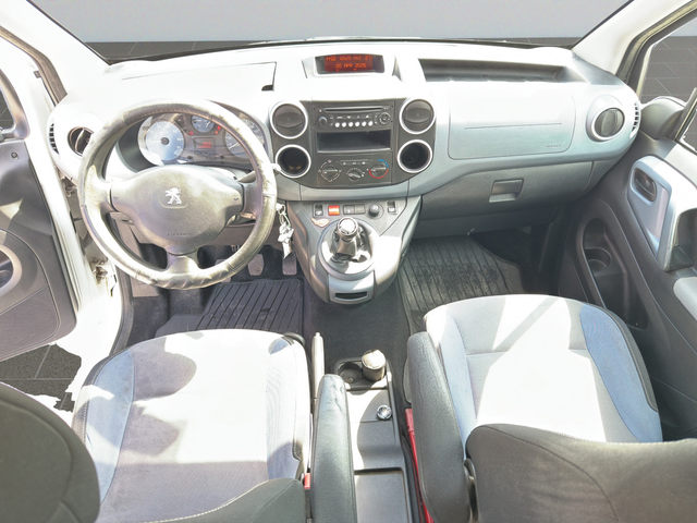 Peugeot Partner пътнически - автомобили, коли, обяви за нови и употребявани 10