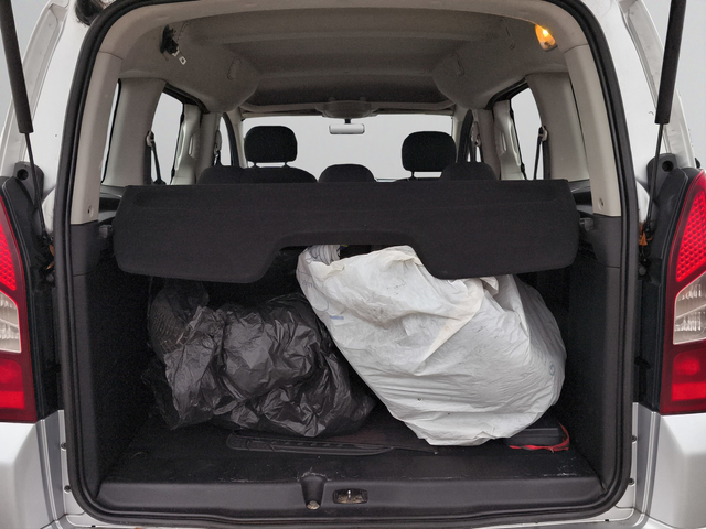 Peugeot Partner пътнически TEPEE ACTIVE 1.6HDI 92 MPV - автомобили, коли, обяви за нови и употребявани 1