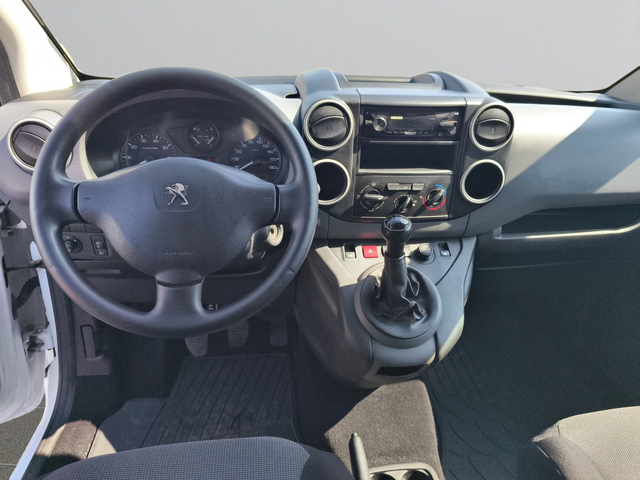 Peugeot Partner товарен FRG LONG 1.6 BlueHDI 100 - автомобили, коли, обяви за нови и употребявани 4