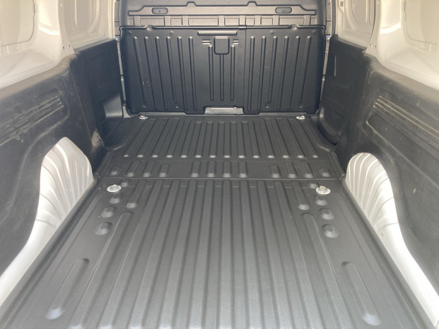 Peugeot Partner товарен MCA Long 950 1.5 BlueHdi 102 BVM6 S&S E6.4 - автомобили, коли, обяви за нови и употребявани 8