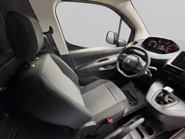 Peugeot Partner товарен Standard 1000 1.5 BlueHdi 102 S&S BVM6 E6.4 - автомобили, коли, обяви за нови и употребявани 8