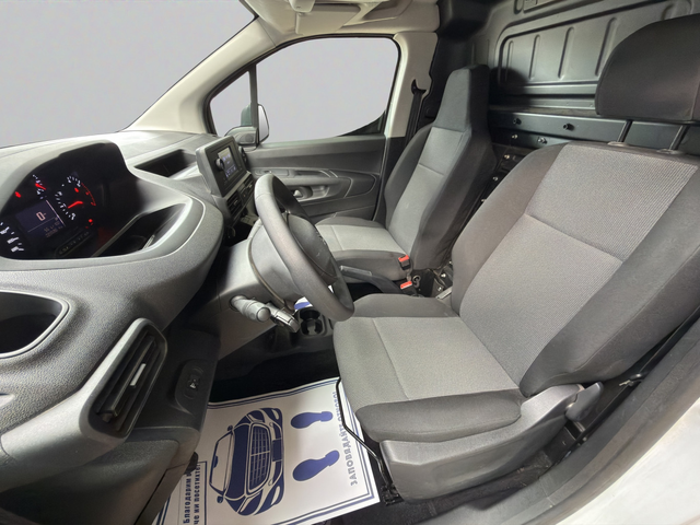 Peugeot Partner товарен Standard 1000 1.5 BlueHdi 102 S&S BVM6 E6.4 - автомобили, коли, обяви за нови и употребявани 9