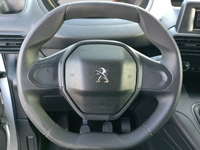 Peugeot Partner товарен Standard 1000 PRO 1.6 BlueHDI 100 BVM5 6.1 - автомобили, коли, обяви за нови и употребявани 9