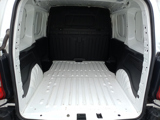 Peugeot Partner товарен Standard 650 PRO 1.6 BlueHDI 100 BVM5 6.1 - автомобили, коли, обяви за нови и употребявани 8