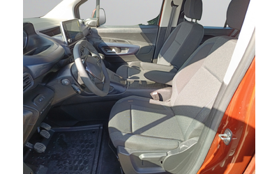 Peugeot Rifter - автомобили, коли, обяви за нови и употребявани 12