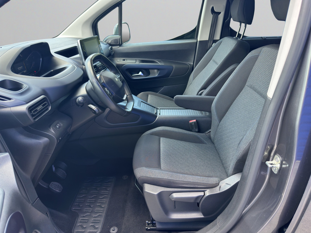 Peugeot Rifter ALLURE 1.5 BlueHDI 130 BVM6 E6.2 - автомобили, коли, обяви за нови и употребявани 9