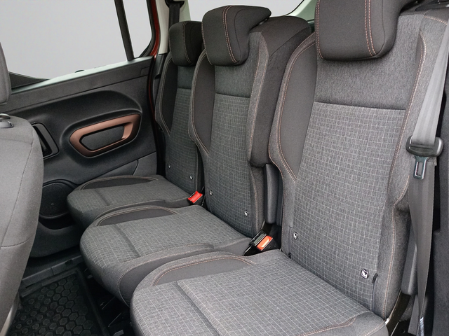 Peugeot Rifter MPV Long GT Line 1.5 BlueHDI 130 EAT8 E6 - автомобили, коли, обяви за нови и употребявани 10