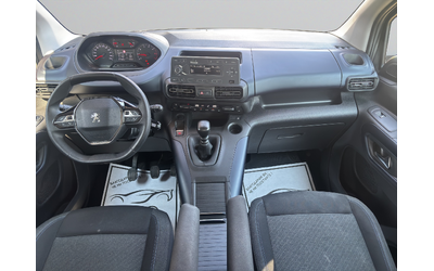 Peugeot Rifter MPV Standard ALLURE 1.5 BlueHDI 102 BVM6 STT E6.3 - автомобили, коли, обяви за нови и употребявани 9