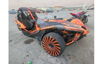 polaris-slingshot-4 - 1