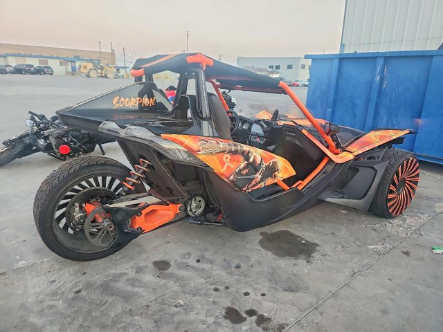 POLARIS SLINGSHOT 4 - автомобили, коли, обяви за нови и употребявани 4