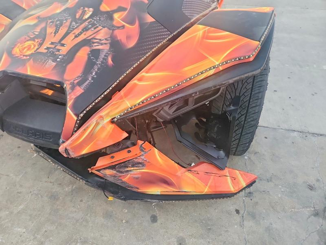 POLARIS SLINGSHOT 4 - автомобили, коли, обяви за нови и употребявани 9