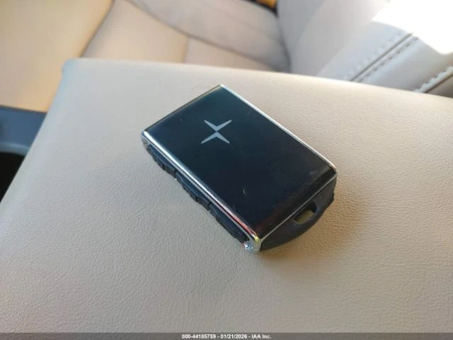 Polestar 2 * LONG RANGE* DUAL MOTOR* КОЖА* ЛЕД* ПОДГРЕВ* - автомобили, коли, обяви за нови и употребявани 8