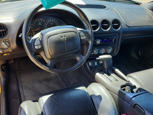 Pontiac Firebird 5.7L 8 Cylinder Gas Rear Wheel Drive - автомобили, коли, обяви за нови и употребявани 9