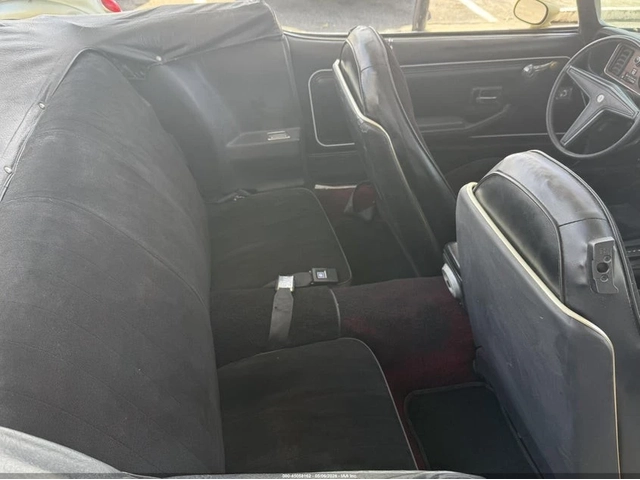 Pontiac Firebird - автомобили, коли, обяви за нови и употребявани 9