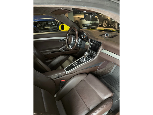 Porsche 911 Turbo S - автомобили, коли, обяви за нови и употребявани 14