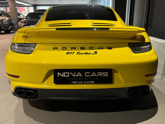 Porsche 911 Turbo S - автомобили, коли, обяви за нови и употребявани 3
