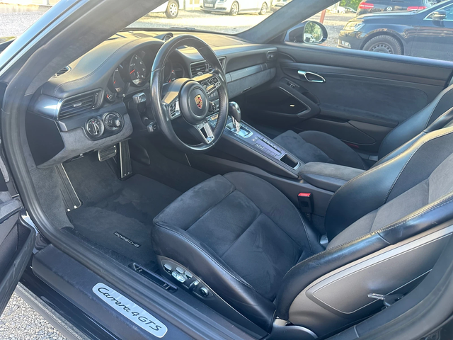 Porsche 911 911 Garrera 4 GTS - автомобили, коли, обяви за нови и употребявани 8