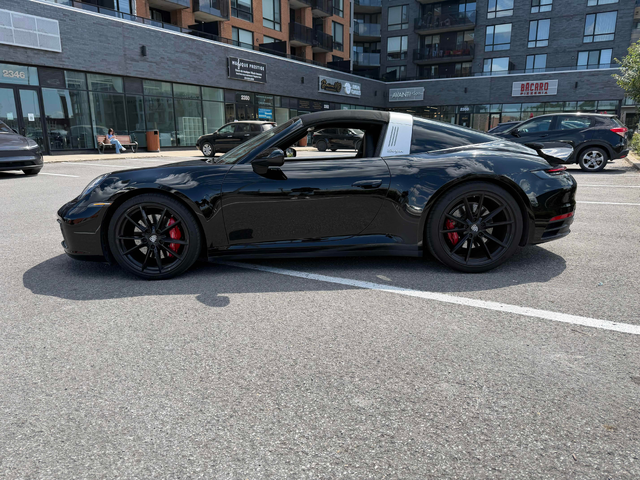 Porsche 911 3.0L 6cyl AWD - автомобили, коли, обяви за нови и употребявани 0
