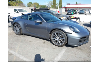 porsche-911-3-0l-h-6-di-dohc-vvt-turbo-388hp-rear-wheel-drive - 0