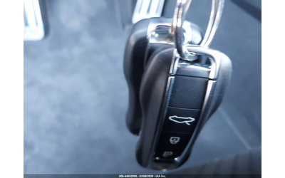 Porsche 911 3.0L H-6 DI, DOHC, VVT, TURBO, 388HP Rear Wheel Drive - автомобили, коли, обяви за нови и употребявани 10