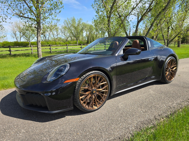 Porsche 911 3.6L 6cyl AWD - автомобили, коли, обяви за нови и употребявани 0